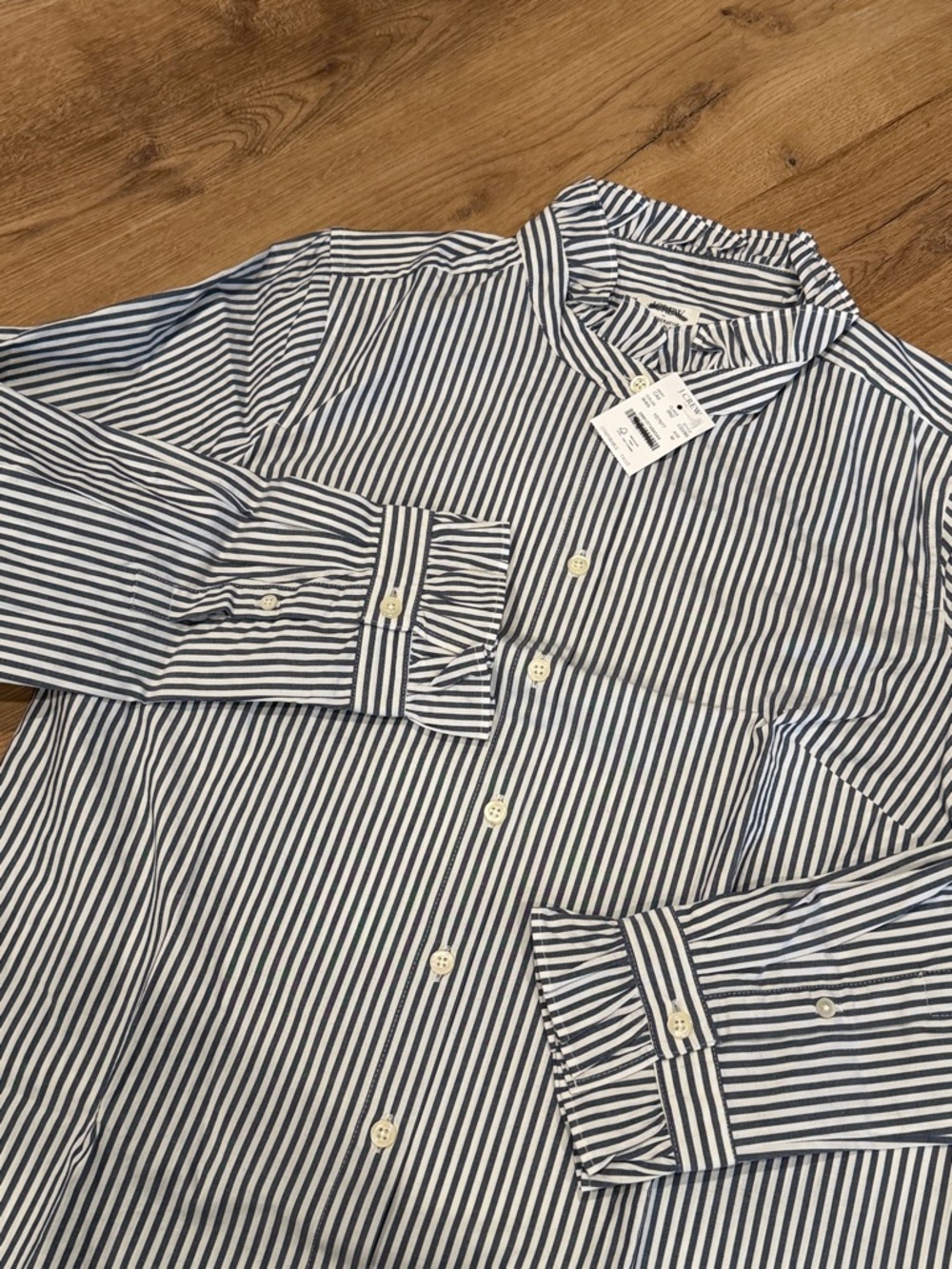 J Crew Factory Ruffleneck button-up top - Picture 5 of 5